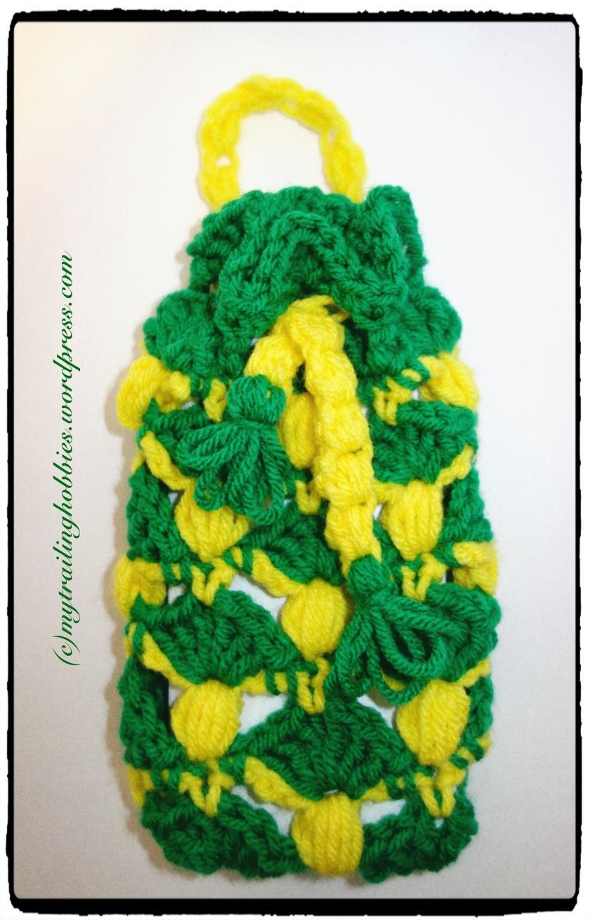 Crochet Pineapple Stitch Phone Case (c)mytrailinghobbies.wordpress.com